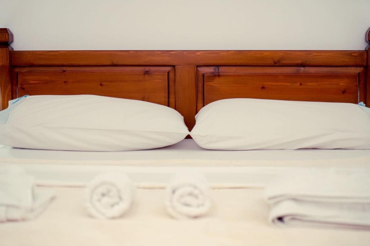 Cico Hostel &Private Room Gjirokastër 외부 사진