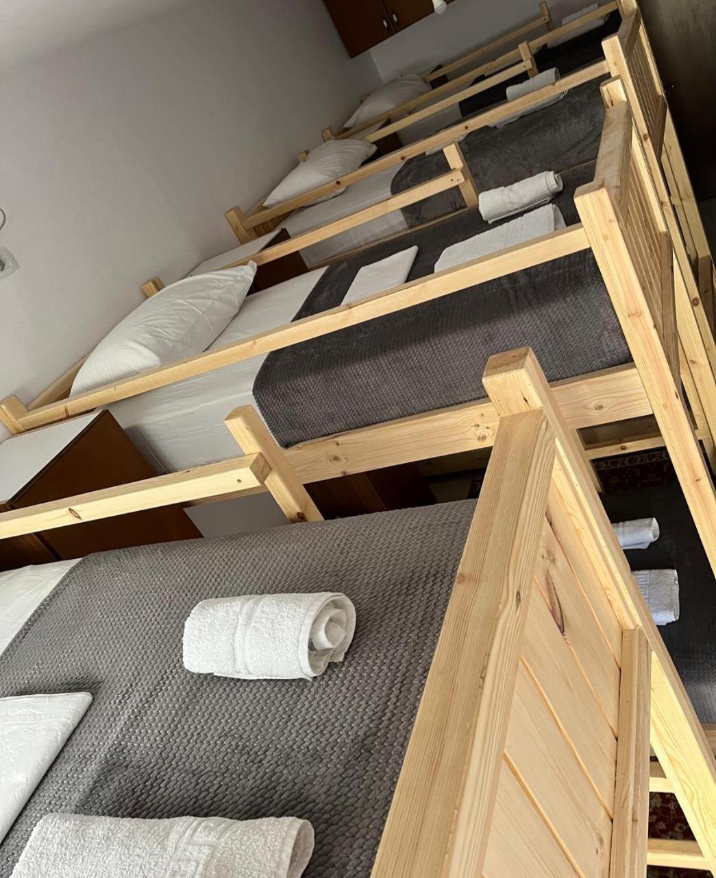 Cico Hostel &Private Room Gjirokastër 외부 사진