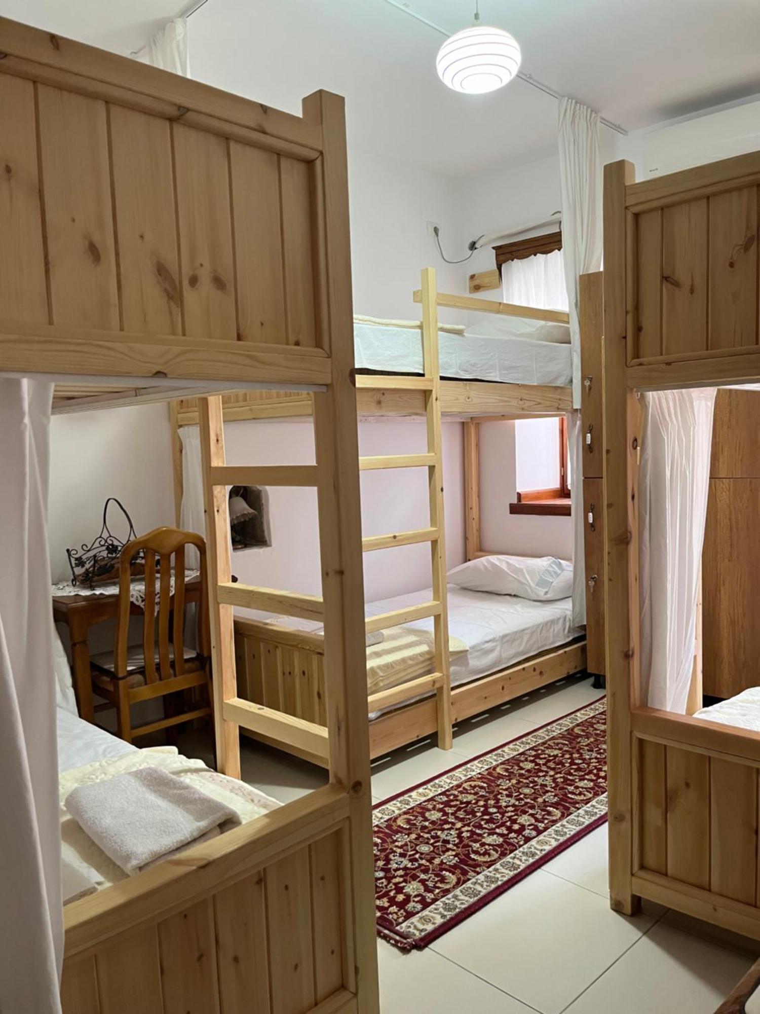 Cico Hostel &Private Room Gjirokastër 외부 사진