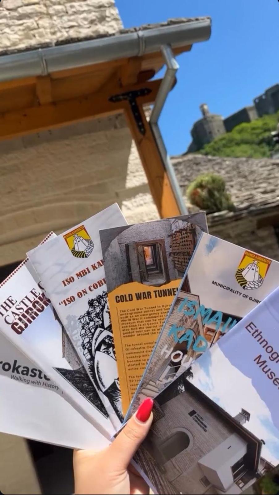 Cico Hostel &Private Room Gjirokastër 외부 사진